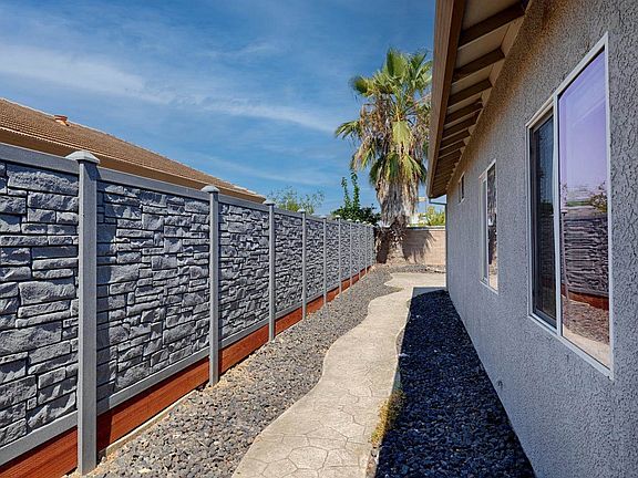 5th image of 10893 Bellone Way