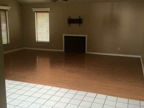 5th image of 329 Teakwood Dr