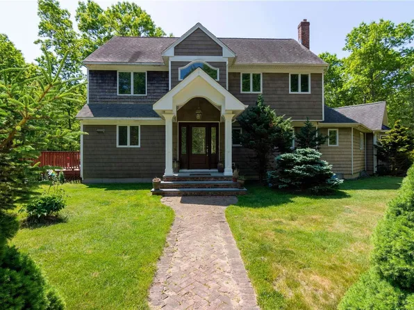 115 Halsey Manor Road, Manorville, NY 11949