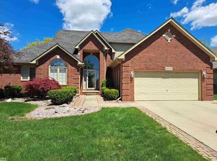 20725 Shelton Dr, Macomb, MI 48044