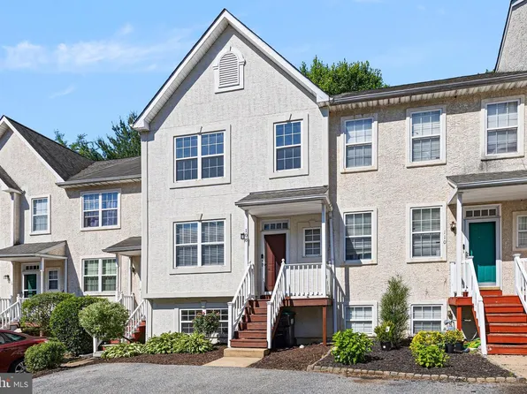 108 Richards Ln, Newark, DE 19711