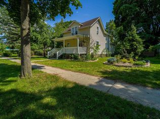219 W Locust St, Mount Pleasant, MI 48858