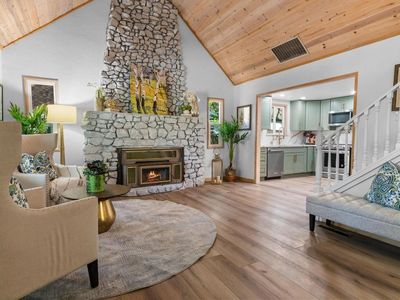 39023 Waterview Dr, Big Bear Lake, CA, 92315