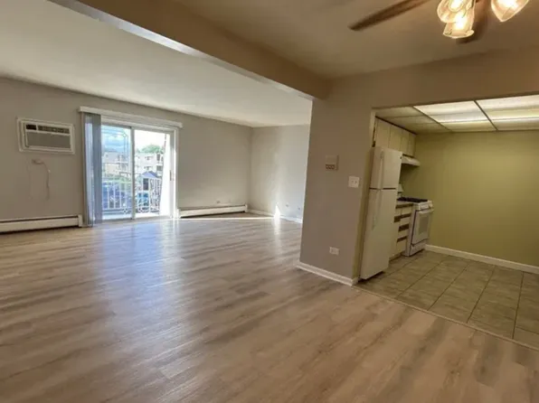 254 E Bailey Rd APT L, Naperville, IL 60565