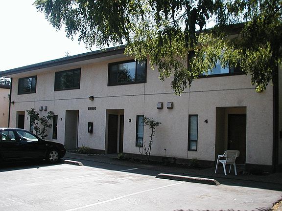 2nd image of 19510 25th Ave NE APT 1