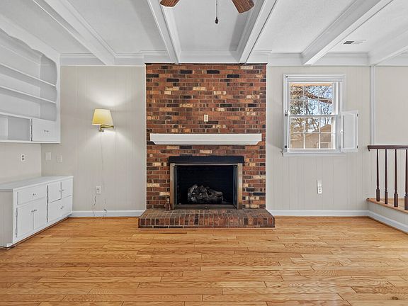 5th image of 6017 Charlana Dr