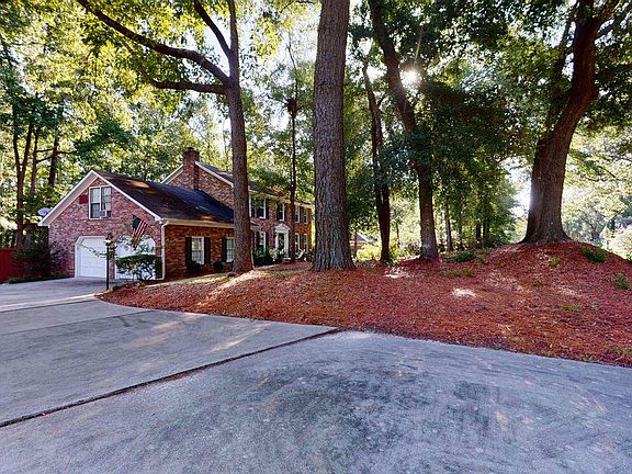 3rd image of 110 Westminster Ave