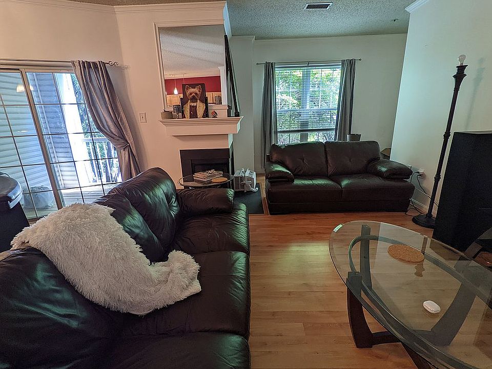 1st image of 257 S Pickett St #10