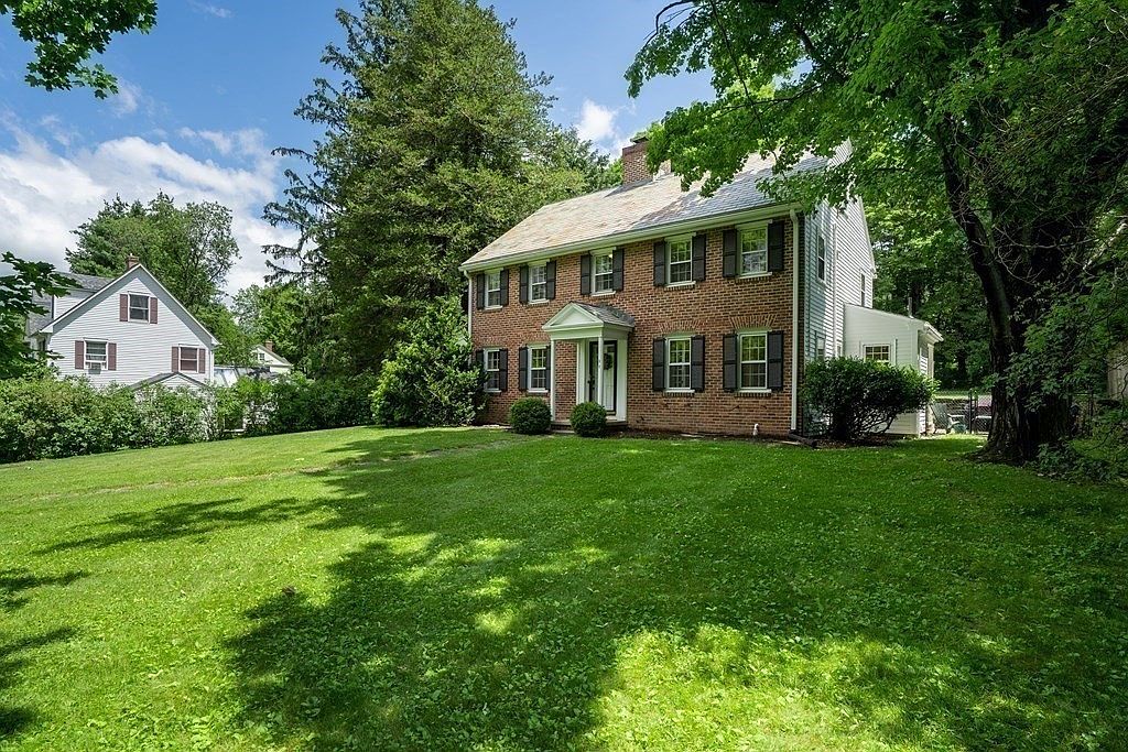 28 Dana St, Amherst, MA 01002 MLS 73123429 Zillow