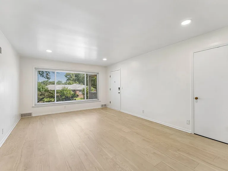 1210 N 60th St — Photo 5