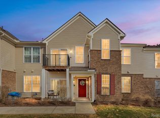 9788 Ridge Run St, Howell, MI 48855