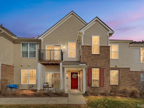 9788 Ridge Run St, Howell, MI 48855