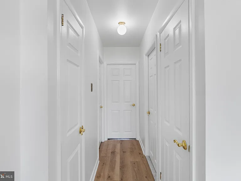 615 Sherrie Rd — Photo 10
