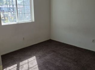 1425 Pacific St, Bakersfield, CA 93305