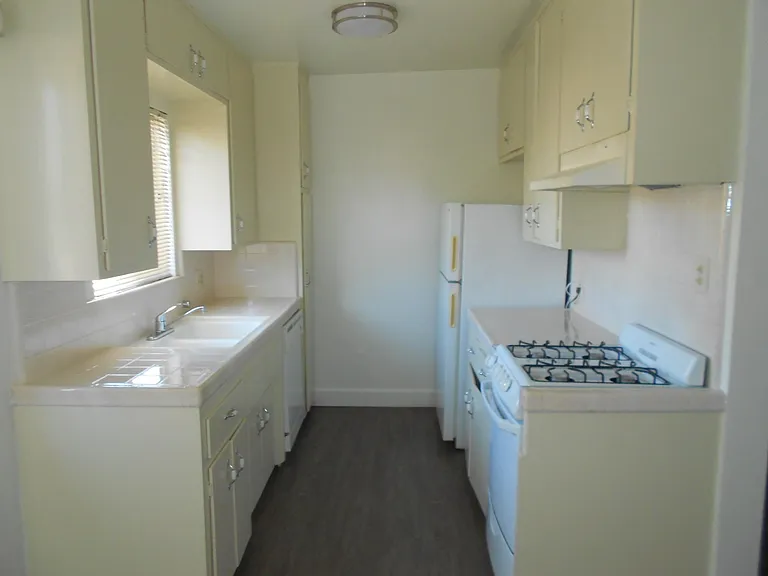3721 Midvale Ave #11 — Photo 8
