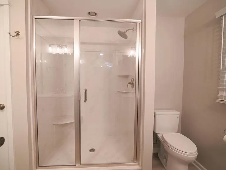 114 Lewis Rd — Photo 11