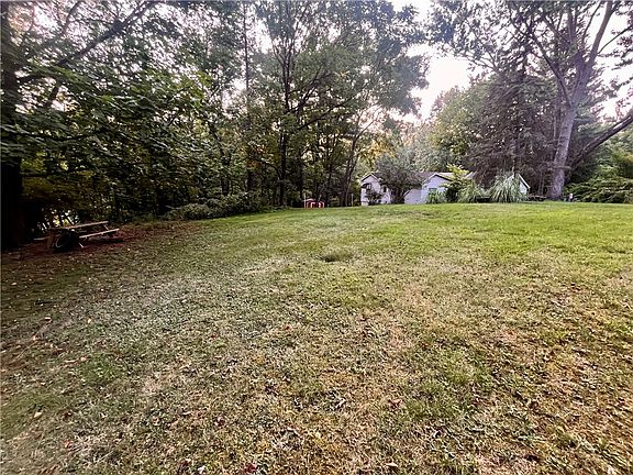 3rd image of 1800 Creedmoor Ave