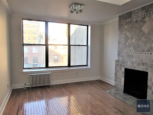 Rented by Bond New York | media 1