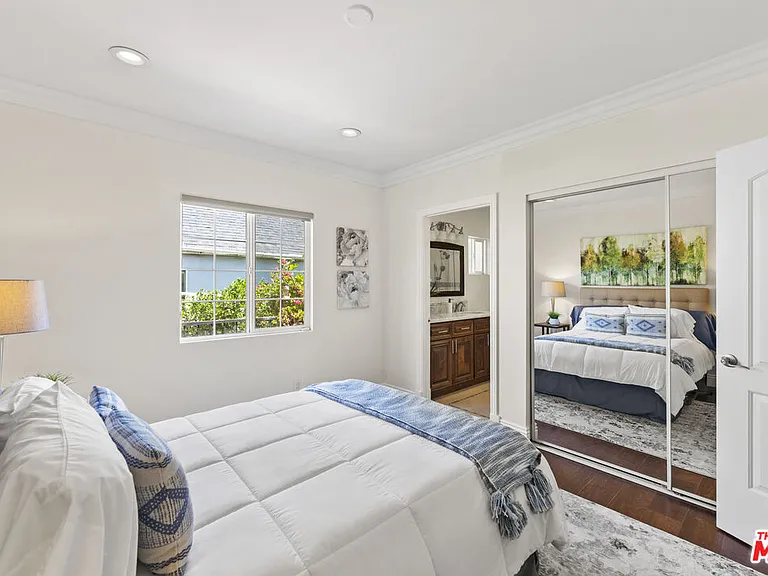 1114 S La Peer Dr — Photo 10