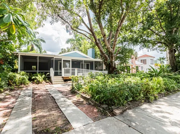 1556 Barcelona AVE, FORT MYERS, FL 33901