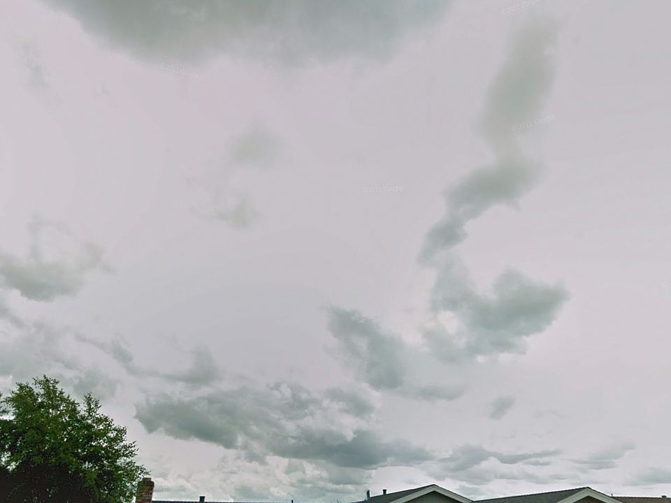 1st image of 984 McKenzie Ave