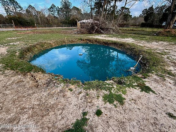 5th image of 9901 Franks Rd