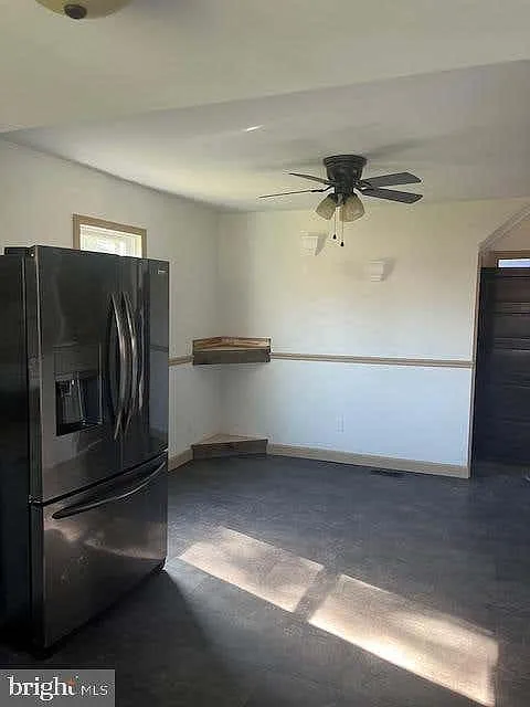 4 bed, 1248 sqft, $2,350 — Photo 4