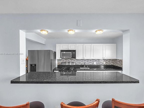 3rd image of 160 NE 203rd Ter APT 32