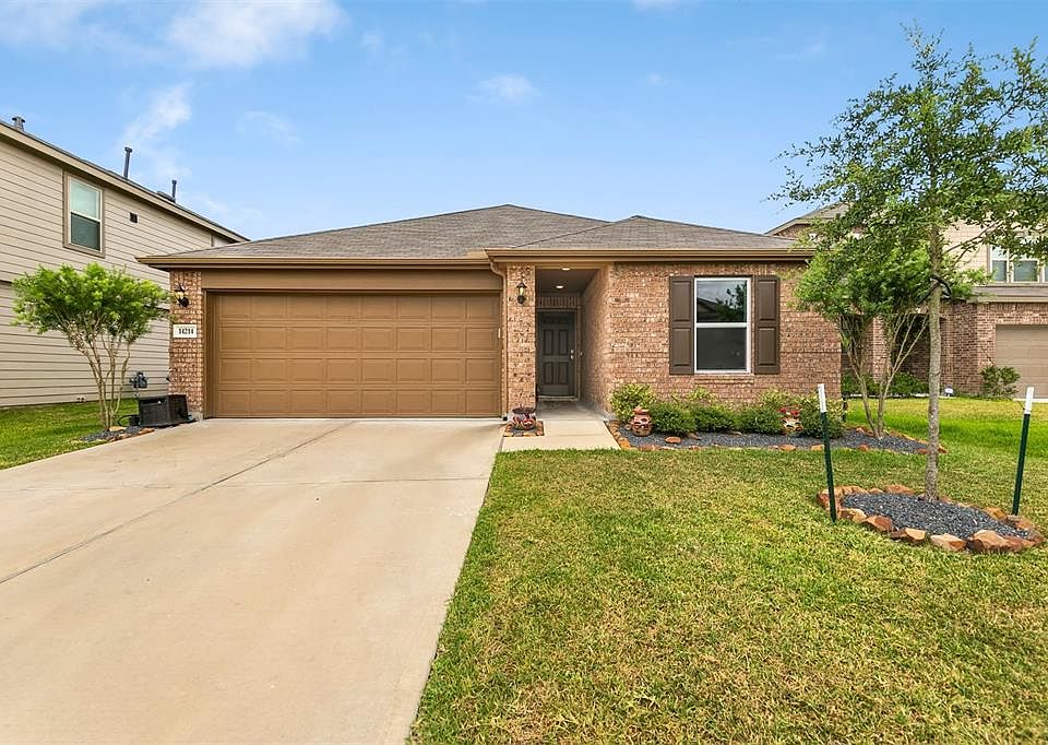 1st image of 14214 Persimmon Woods Dr