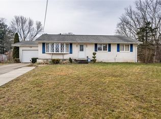 1359 Willoway Ave SE, North Canton, OH
