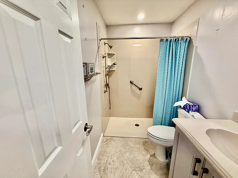 916 Savannas Point Dr #E — Photo 18