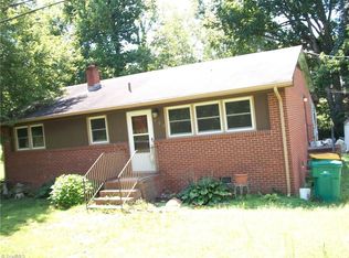 707 W Hunter St, Madison, NC 27025