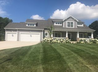 2829 E Lake Tahoe Trl, Warsaw, IN