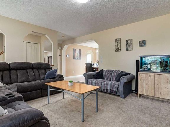 5th image of 880 W Prestwick Cir SE