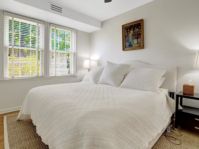 3 Russell Rd #3B — Photo 22