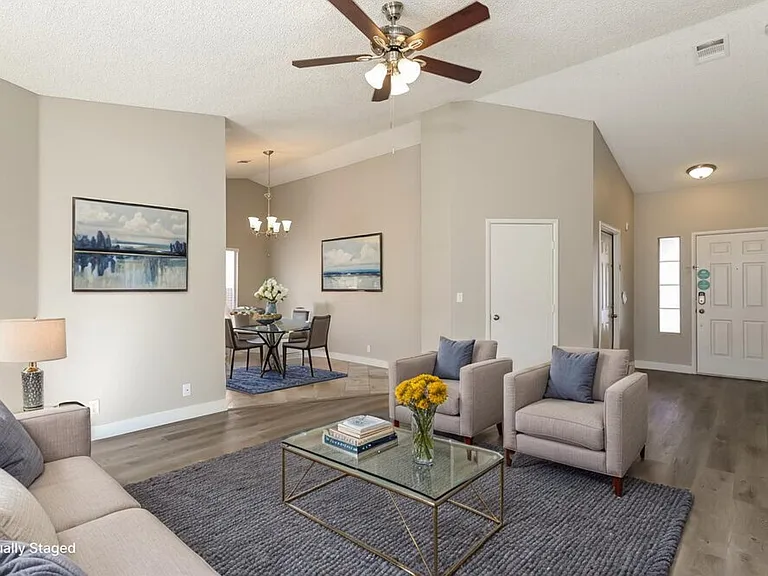 934 Wagon Train Dr — Photo 4