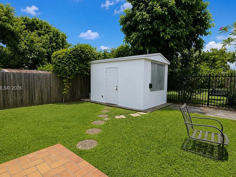 3375 SW 72nd Ct — Photo 13
