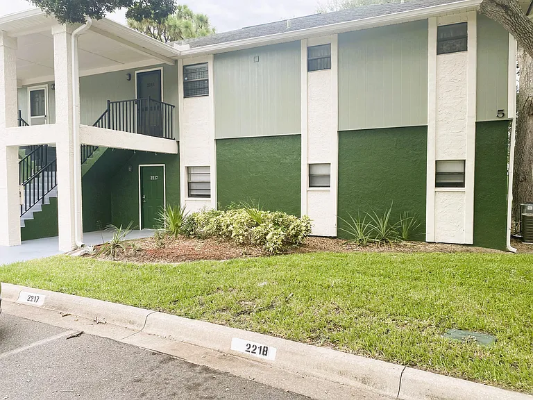 2217 Flower Tree Cir — Photo 1
