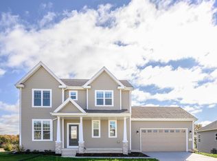 4041 Bear Tree Pkwy, Deforest, WI 53590