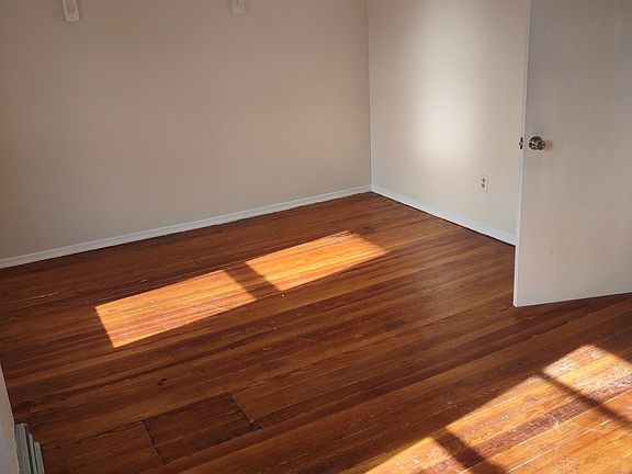 second Floor bedroom #4