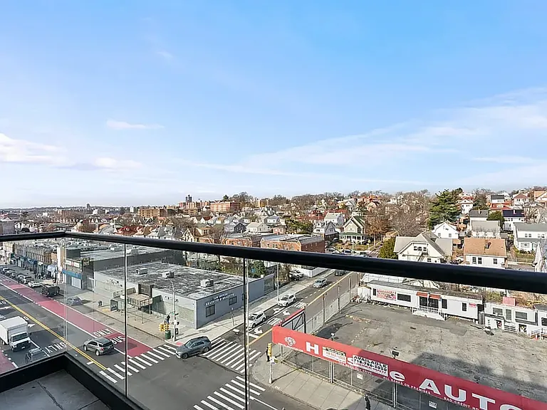 15002 Hillside Ave #208 — Photo 4