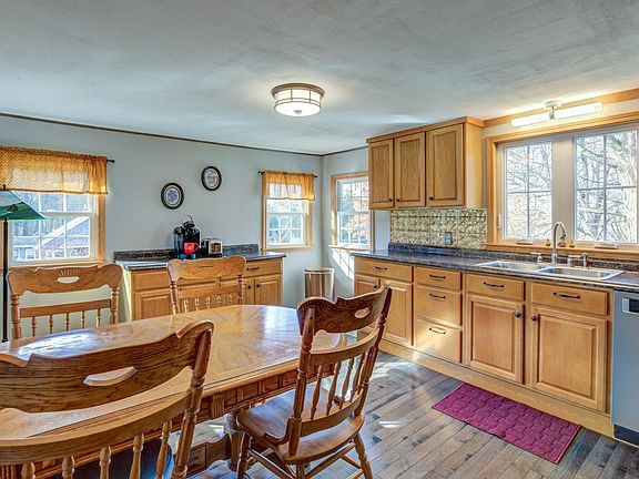 3rd image of 199 Blanchard Road