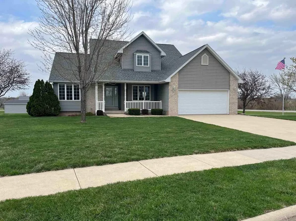 600 Pine Dr, Independence, IA 50644