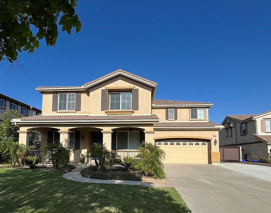 1st image of 4853 Ravenwood Ct