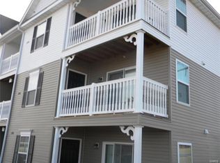 1200 Spring Creek Ln, O'Fallon, MO 63368