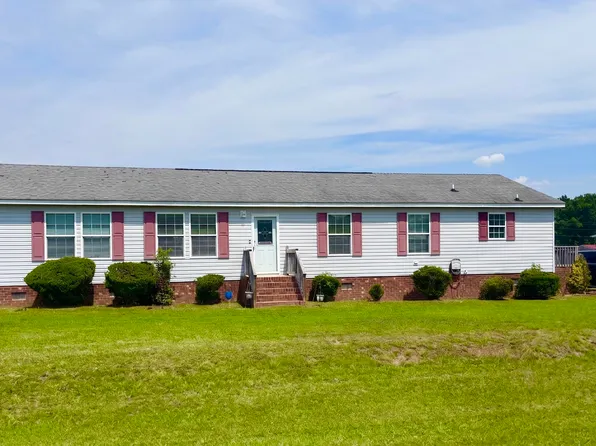 614 Autumn Winds Dr, Goldsboro, NC 27530