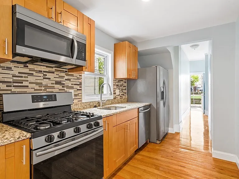 79 Derby St #1 — Photo 1