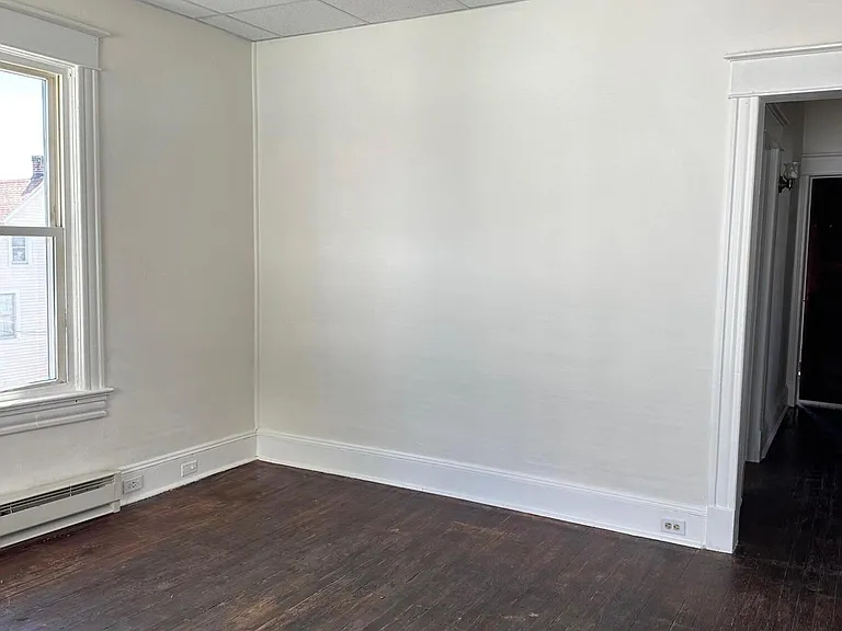 1317 Schlager St #1/2 — Photo 15