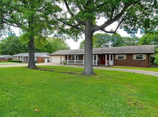 5347 Kerth Rd, Saint Louis, MO 63128