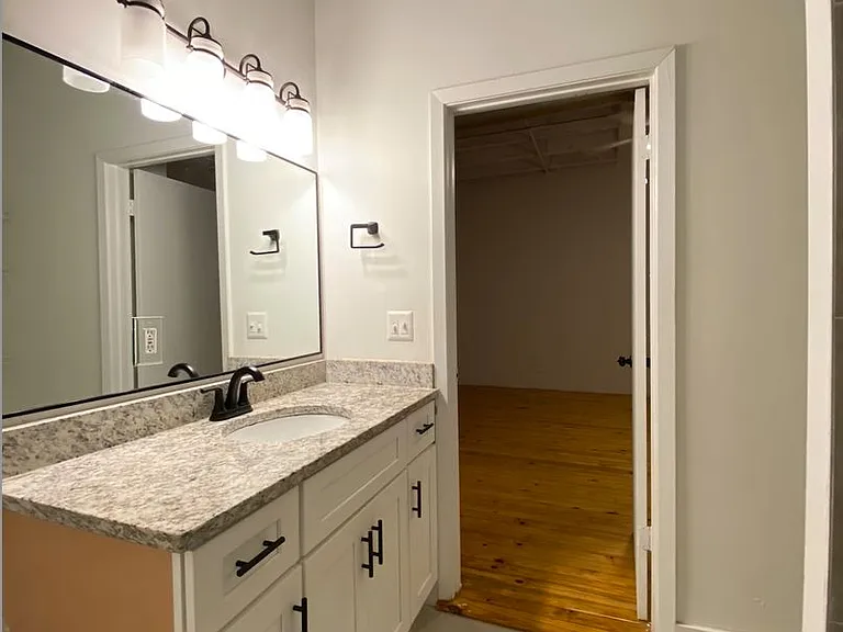 900 Peachtree Lofts — Photo 5